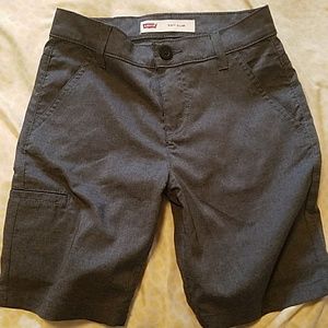 Boys Levi's grey shorts